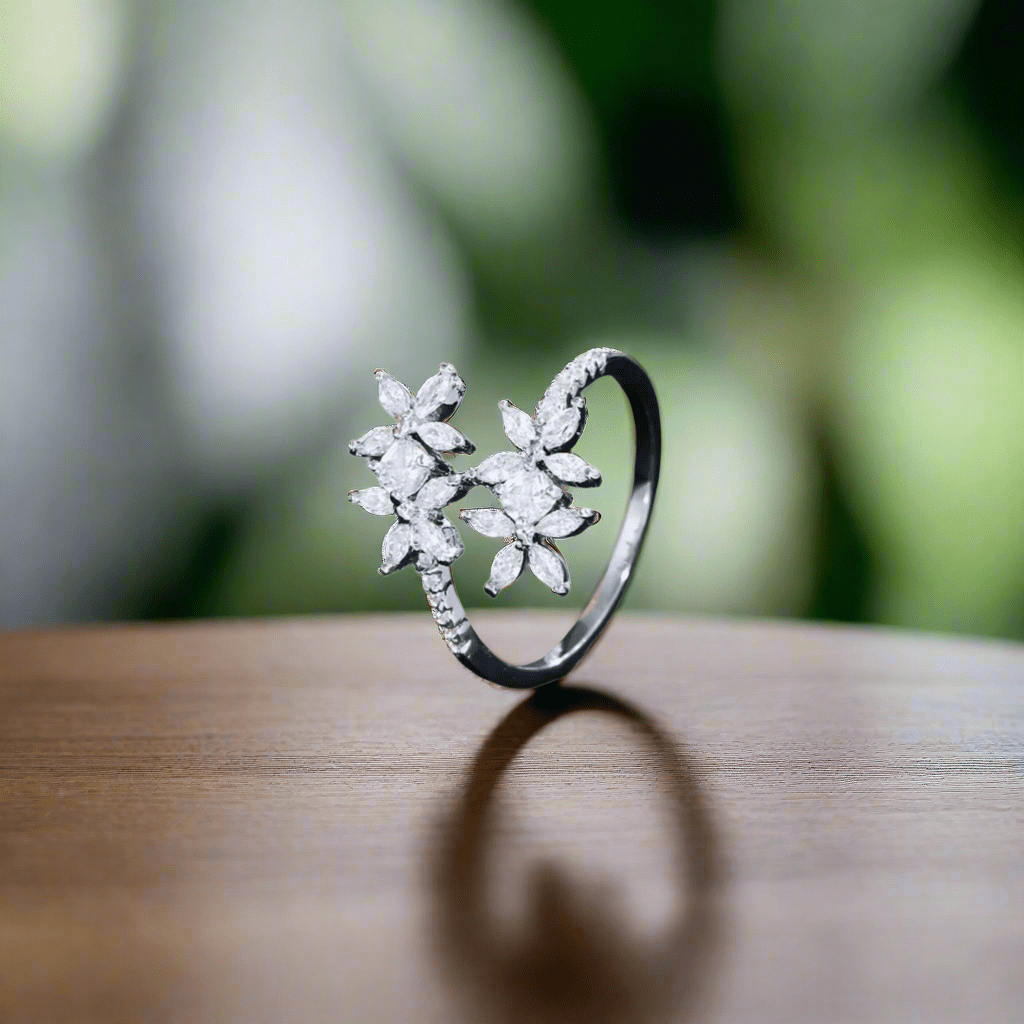 Open Petal Ring - ThreadsTrinkets.ae