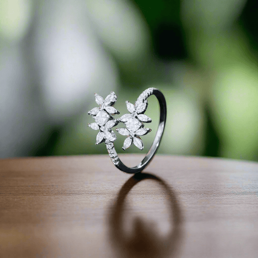 Open Petal Ring - ThreadsTrinkets.ae