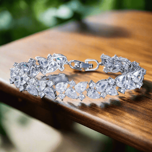 Radiant Leaf Elegance Bracelet.